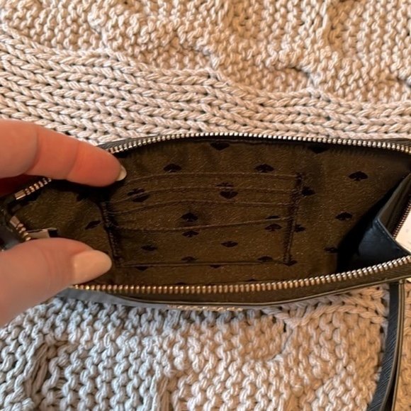 NWT Kate Spade Wristlet - Picture 3 of 3